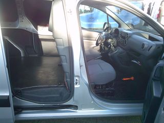 Voertuigafbeelding 14