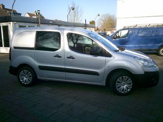 Voertuigafbeelding 3