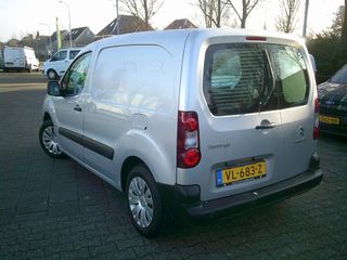 Voertuigafbeelding 6