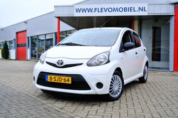 Toyota Aygo - 8-SJD-64 - Polisa Lease