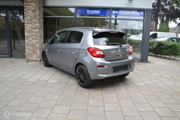 Voertuigafbeelding 8