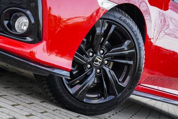 Voertuigafbeelding 10