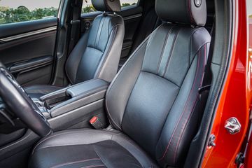 Voertuigafbeelding 7