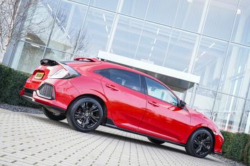 Voertuigafbeelding 9