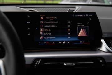 Voertuigafbeelding 12