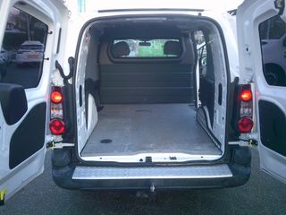 Voertuigafbeelding 17