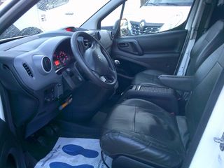 Voertuigafbeelding 8