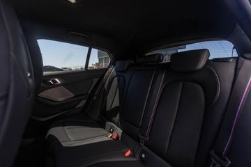 Voertuigafbeelding 48