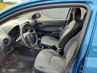 Voertuigafbeelding 6