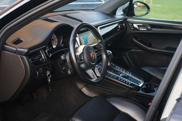 Voertuigafbeelding 8