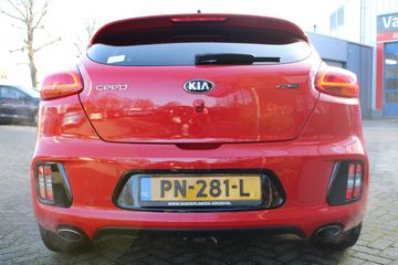 Voertuigafbeelding 3