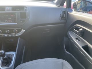 Voertuigafbeelding 5