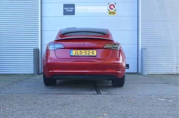 Voertuigafbeelding 8