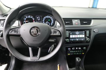 Voertuigafbeelding 11