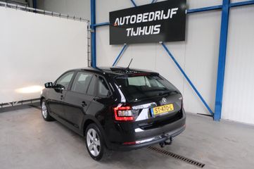 Voertuigafbeelding 3