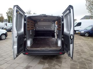 Voertuigafbeelding 10