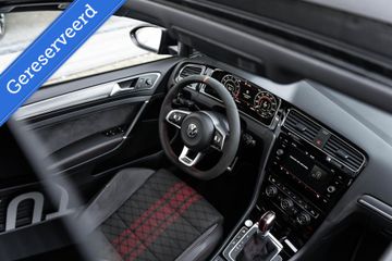 Voertuigafbeelding 16