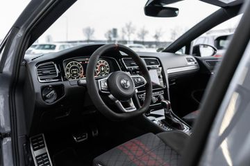 Voertuigafbeelding 17