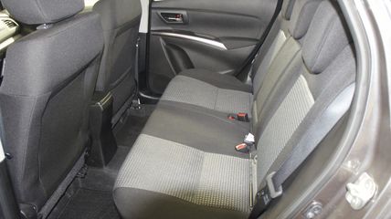 Voertuigafbeelding 7