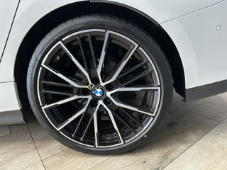 Voertuigafbeelding 44