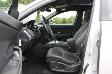 Voertuigafbeelding 9