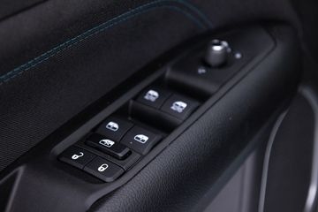 Voertuigafbeelding 8