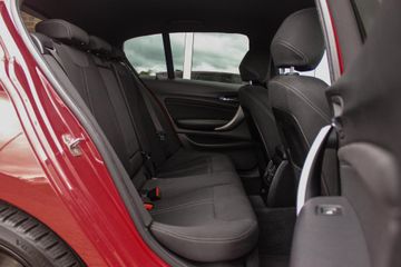 Voertuigafbeelding 18