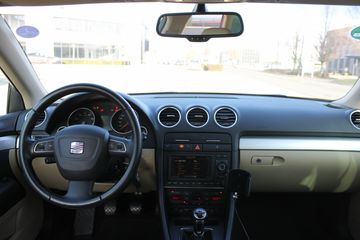 Voertuigafbeelding 8