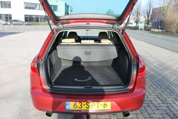 Voertuigafbeelding 9