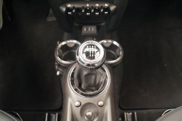 Voertuigafbeelding 11