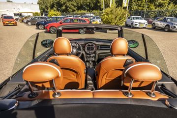 Voertuigafbeelding 35