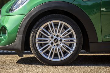 Voertuigafbeelding 8