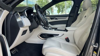 Voertuigafbeelding 8