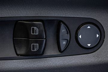 Voertuigafbeelding 27