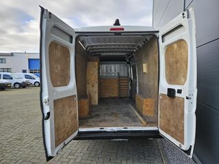 Voertuigafbeelding 31