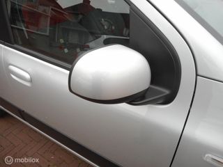 Voertuigafbeelding 13