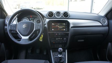 Voertuigafbeelding 9