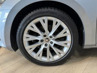 Voertuigafbeelding 42