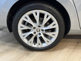 Voertuigafbeelding 43