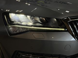 Voertuigafbeelding 9