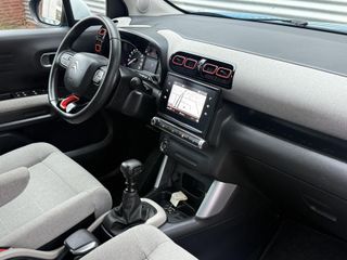 Voertuigafbeelding 21