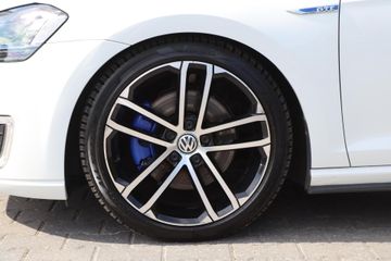 Voertuigafbeelding 101