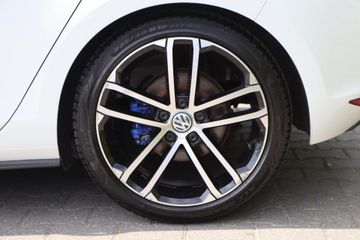 Voertuigafbeelding 102