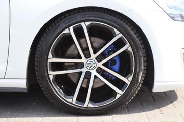 Voertuigafbeelding 104