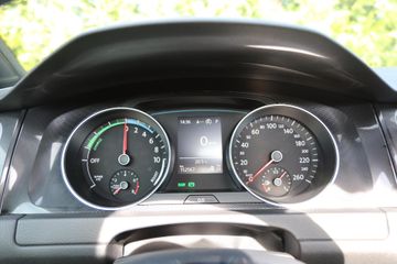 Voertuigafbeelding 12