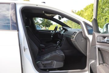 Voertuigafbeelding 66