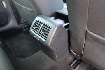 Voertuigafbeelding 70