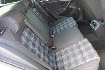 Voertuigafbeelding 71