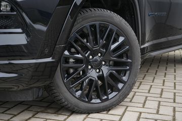 Voertuigafbeelding 3