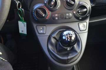 Voertuigafbeelding 12